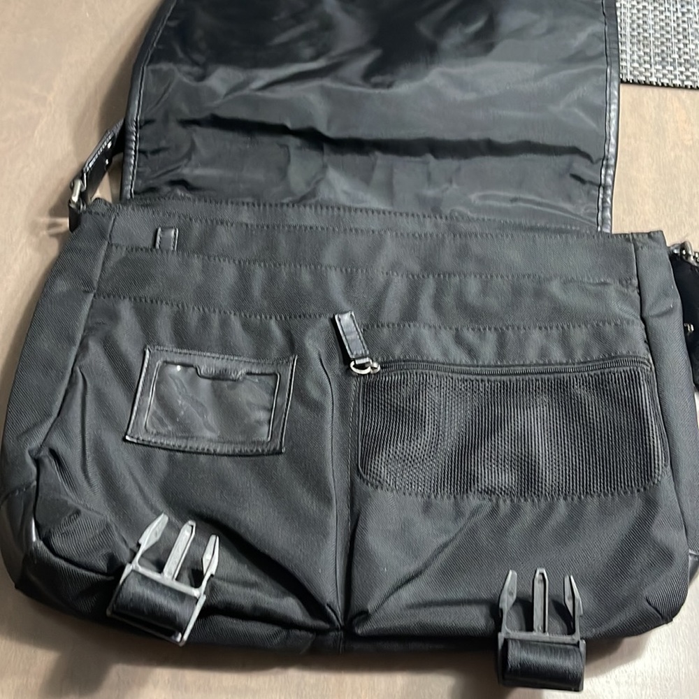 Coach Messenger Bag - Picture 2 of 2